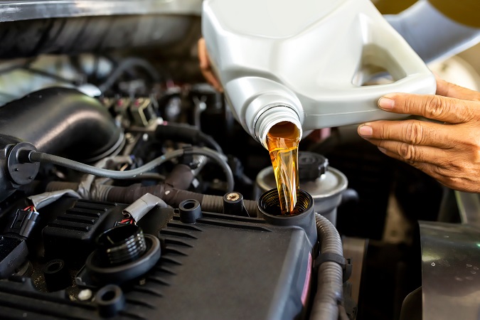 Engine oil that keeps motors running smoothly | Global Sources